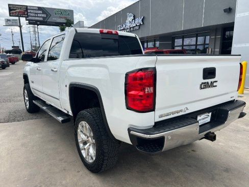 Used 2017 GMC Sierra 1500 SLT w/ Texas SLT Premium Package AWD/4WD image 8