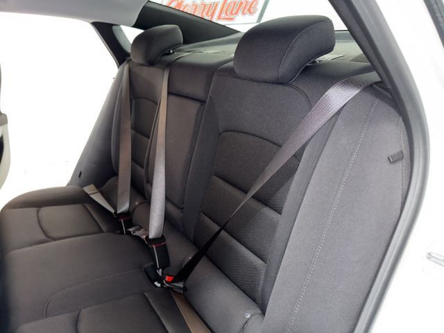 Used 2024 Chevrolet Malibu LT FWD image 15