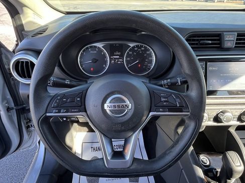 Used 2021 Nissan Versa S image 10