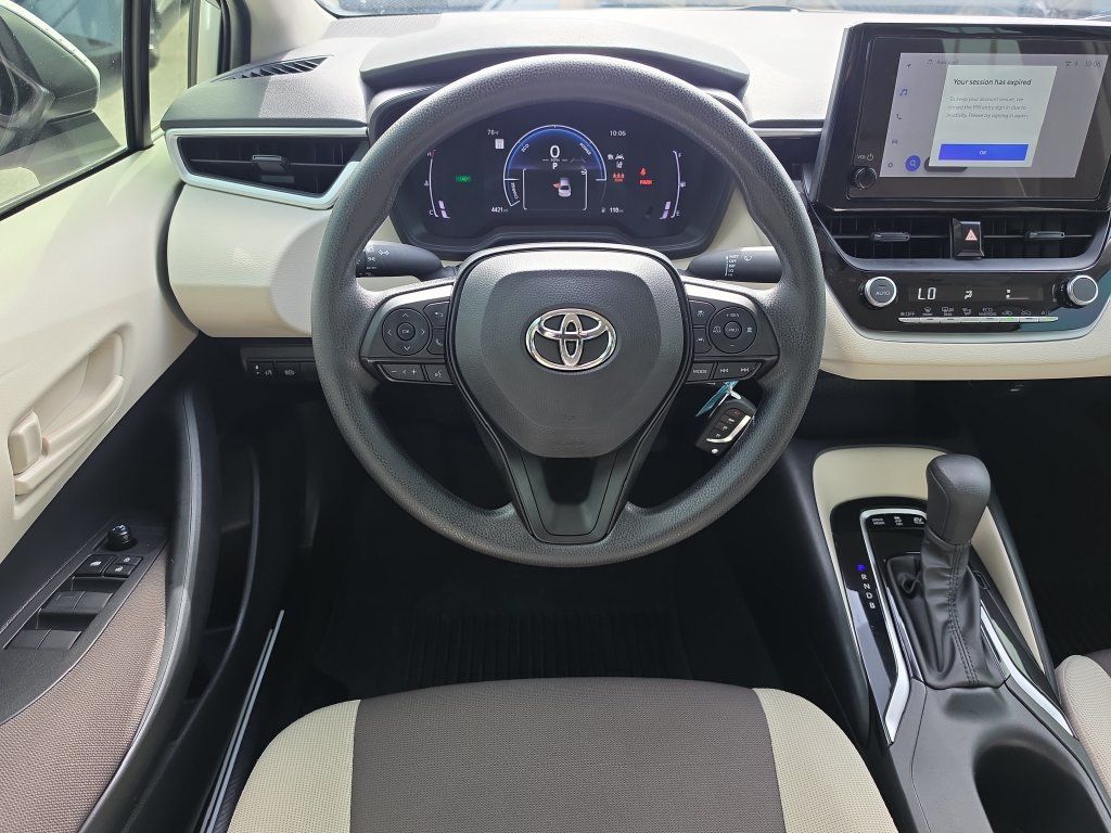 Used 2026 Toyota Corolla LE FWD image 13