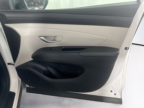 Used 2025 Hyundai Tucson SEL FWD image 32