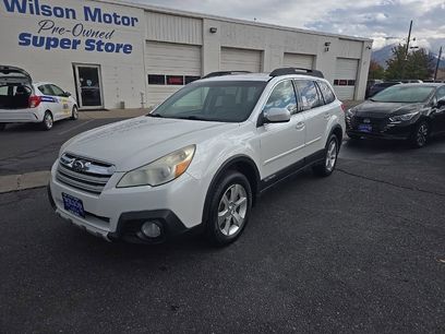 Used 2014 Subaru Outback 2.5i Limited w/ Moonroof Package