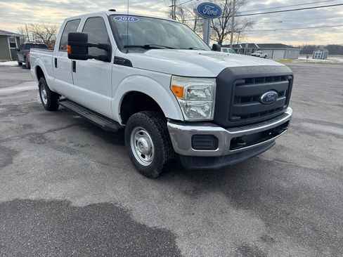 Used 2016 Ford F250 XL w/ Power Equipment Group image 4