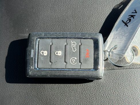 Used 2023 Jeep Grand Cherokee 4WD 4xe image 21