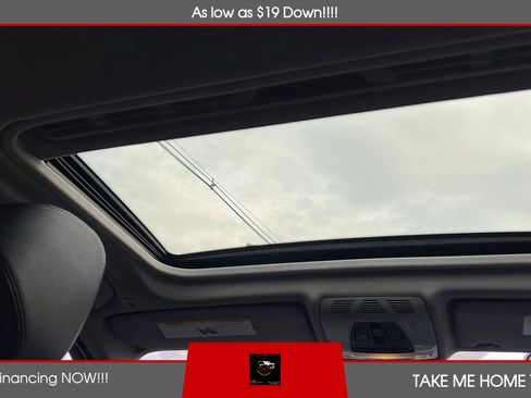 Used 2017 BMW 320i xDrive Sedan image 12