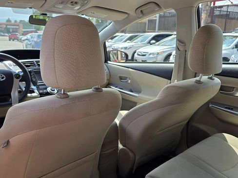 Used 2012 Toyota Prius V Three FWD image 22