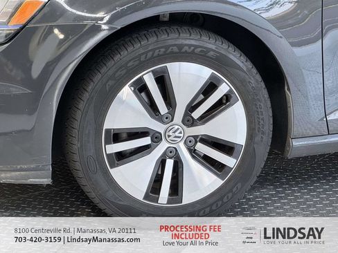 Used 2015 Volkswagen e-Golf SEL Premium FWD image 10
