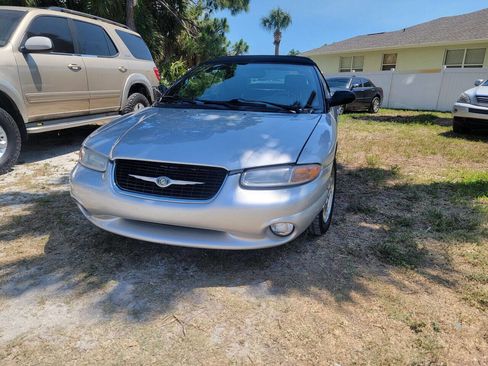 Used 2000 Chrysler Sebring JXI image 4