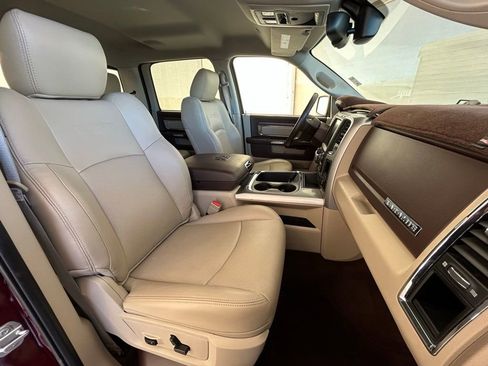 Used 2017 RAM 1500 Laramie w/ Convenience Group image 16