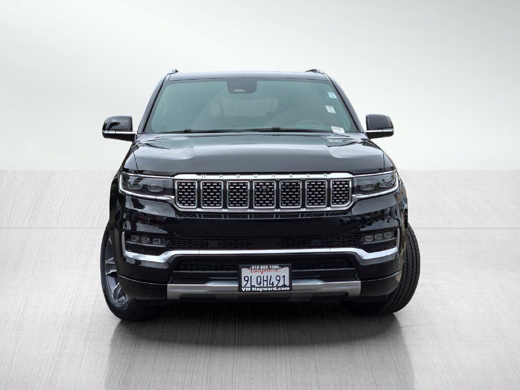 Used 2024 Jeep Grand Wagoneer L 4WD image 3