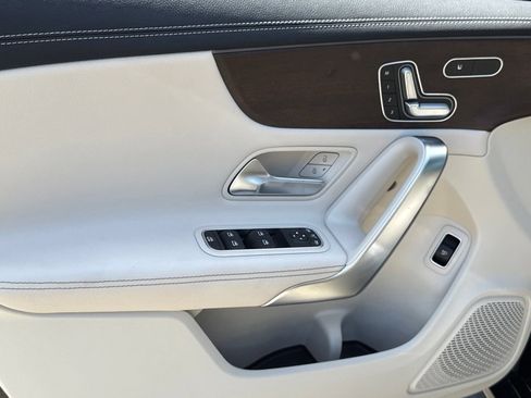Used 2023 Mercedes-Benz CLA 250 image 20