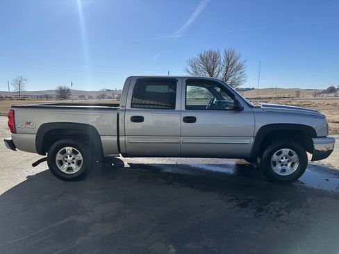 Used 2007 Chevrolet Silverado 1500 LS w/ Skid Plate Package image 7