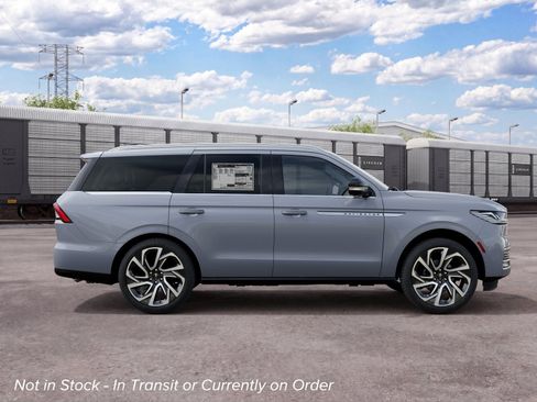 New 2027 Lincoln Navigator Reserve AWD/4WD image 5