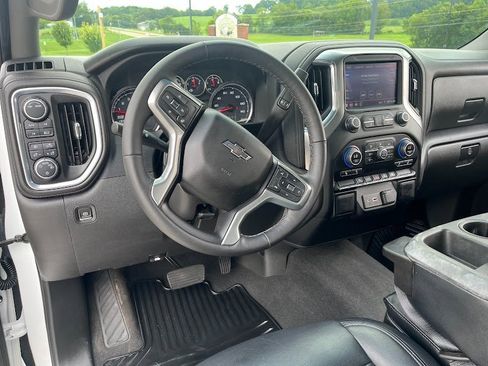 Used 2022 Chevrolet Silverado 1500 RST image 10