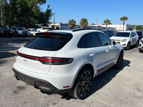 Used 2023 Porsche Macan AWD/4WD image 4