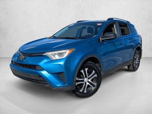 Used 2017 Toyota RAV4 LE image 1