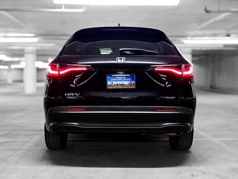 Used 2025 Honda HR-V LX image 7