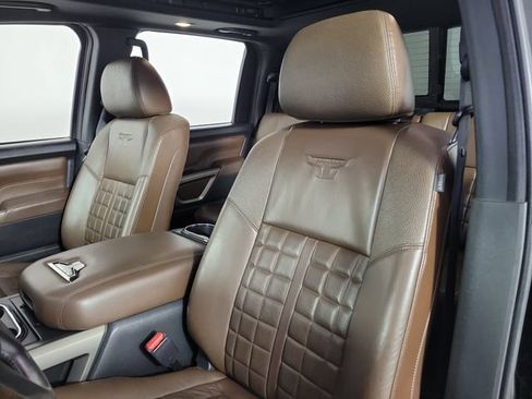 Used 2021 Nissan Titan Platinum Reserve w/ Moonroof Package AWD/4WD image 20