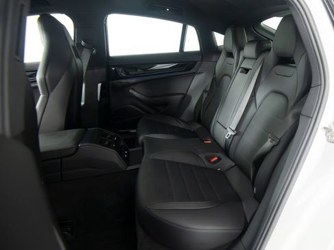 Certified 2026 Porsche Panamera 4 AWD/4WD image 38