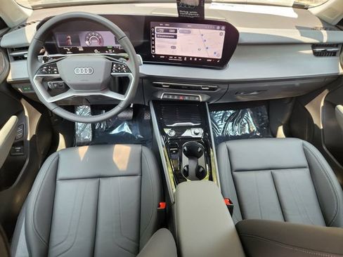 New 2026 Audi Q3 quattro 2.0T AWD/4WD image 23