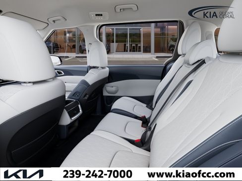 New 2026 Kia Carnival EX FWD image 18