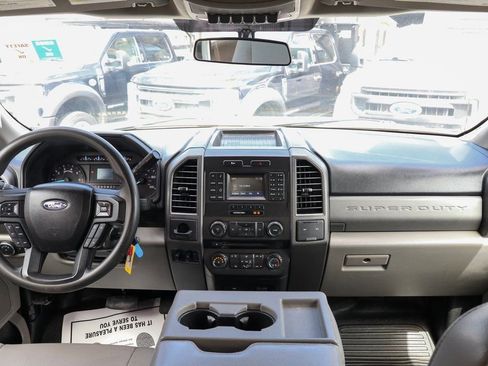 Used 2018 Ford F350 XL w/ Power Equipment Group image 26