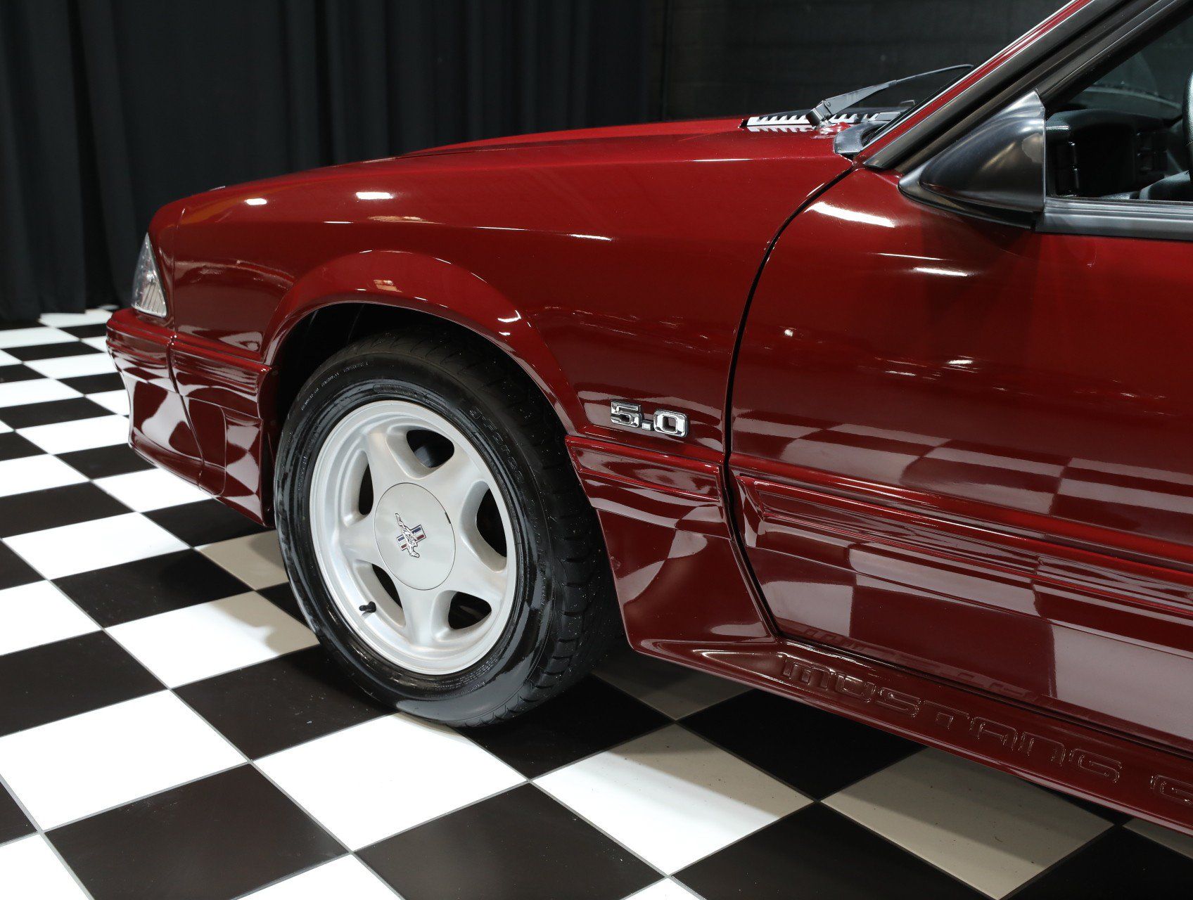 Used 1990 Ford Mustang GT RWD image 31