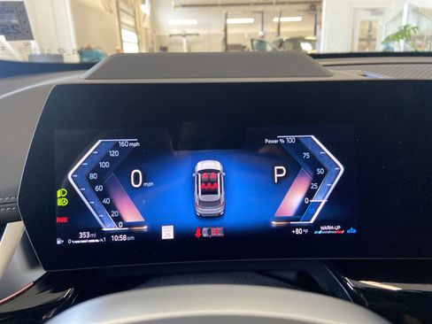 Used 2025 BMW X1 xDrive28i w/ Technology Package image 22