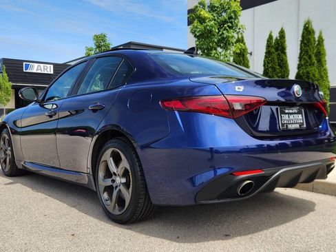 Used 2018 Alfa Romeo Giulia AWD image 3