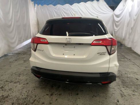 Used 2022 Honda HR-V Sport image 8