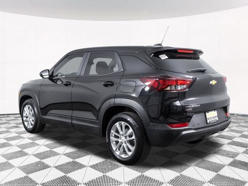 Used 2026 Chevrolet TrailBlazer LS w/ LS Convenience Package FWD image 14