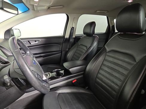 Used 2018 Ford Edge SEL w/ Equipment Group 201A FWD image 13