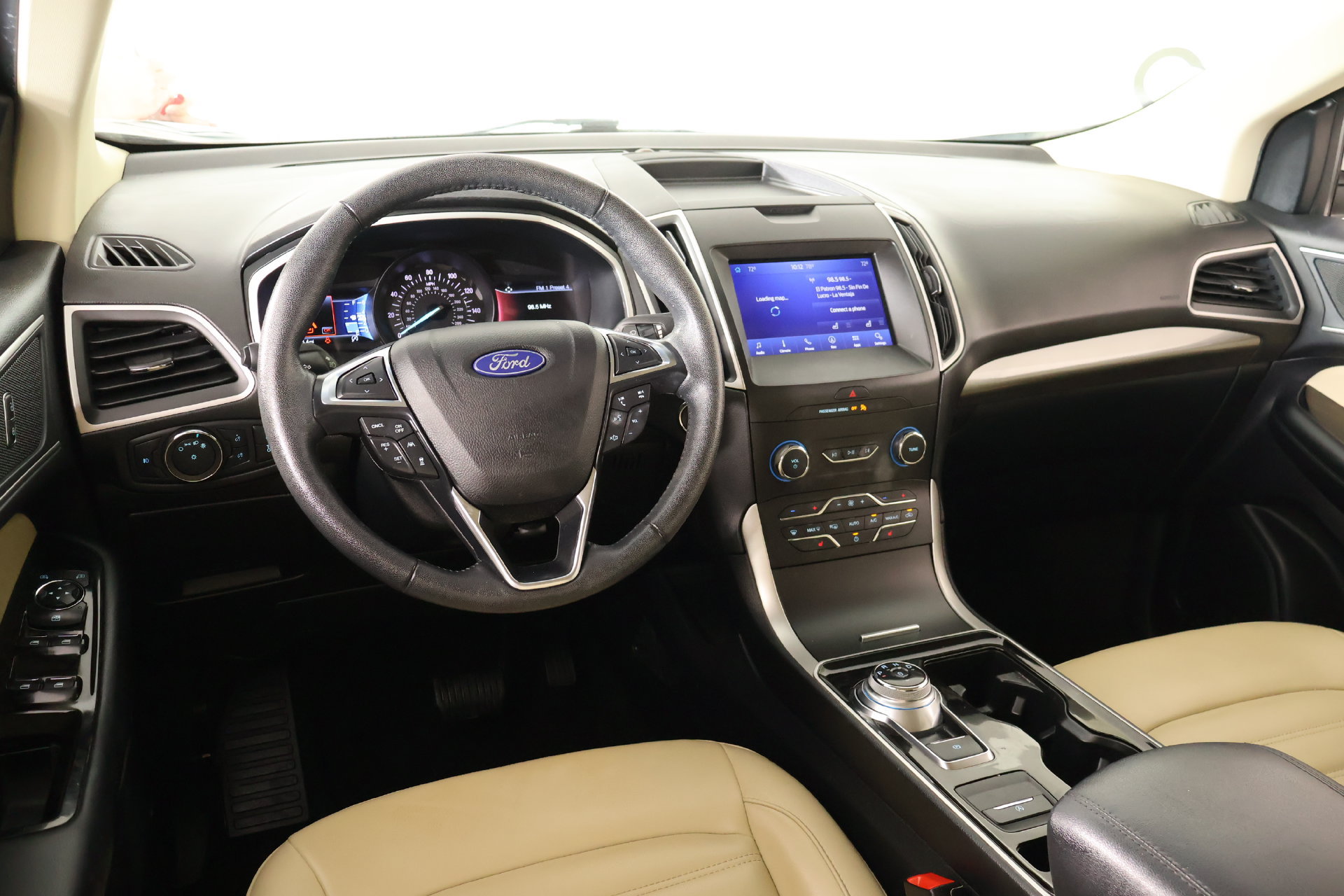 Used 2020 Ford Edge SEL w/ Convenience Package FWD image 2