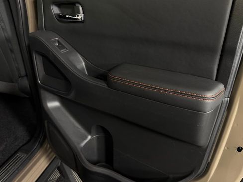 Used 2023 Nissan Frontier PRO-4X w/ Pro Convenience Package image 30