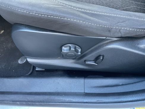 Certified 2019 Ford EcoSport SE image 13