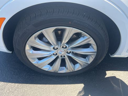 Used 2025 Buick Envista Avenir FWD image 44