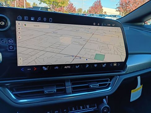 New 2026 Chevrolet Equinox EV LT image 33