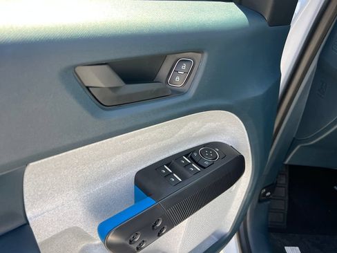 New 2026 Ford Maverick XLT FWD image 21