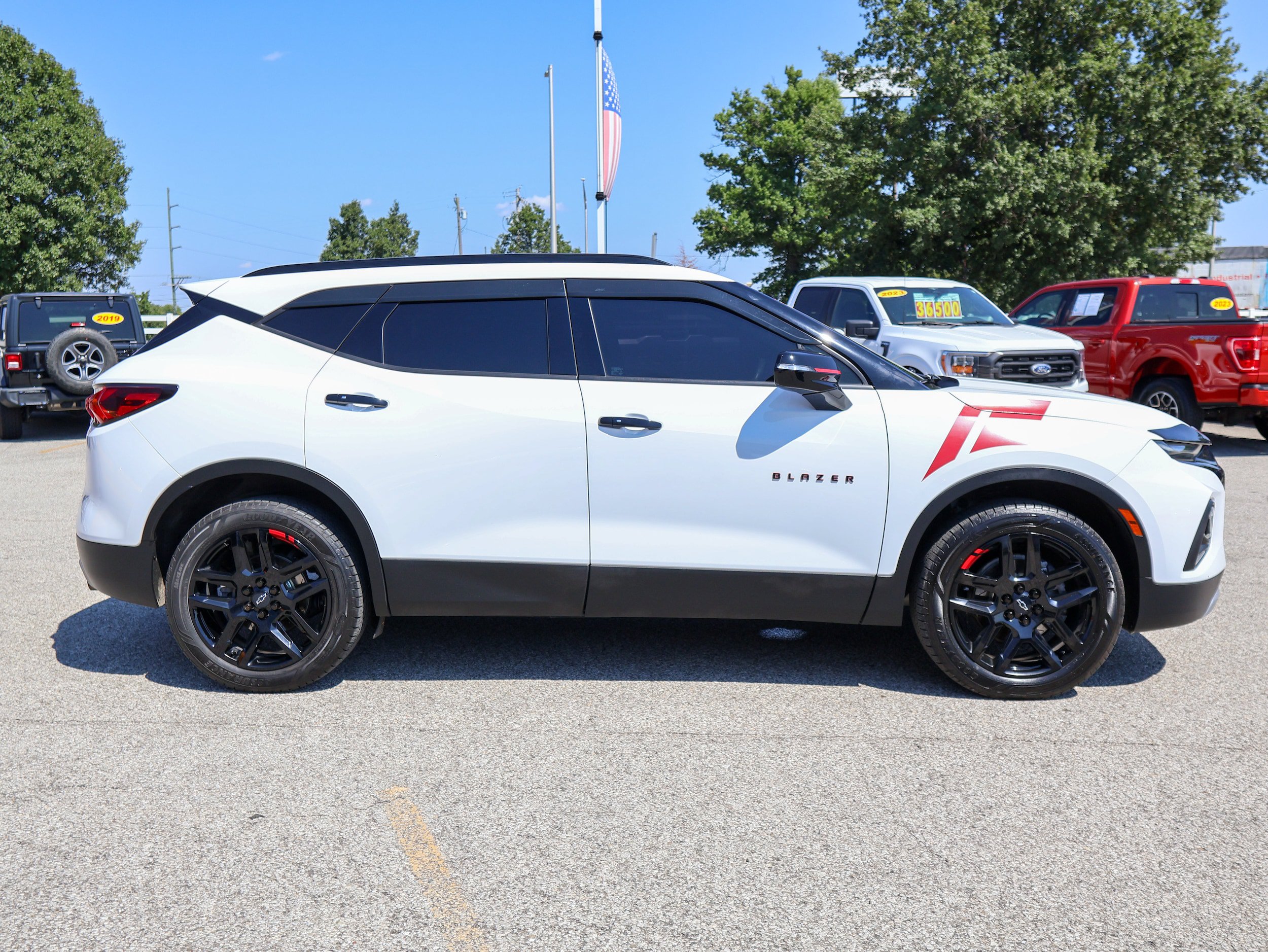 Used 2021 Chevrolet Blazer LT w/ Redline Edition FWD image 6