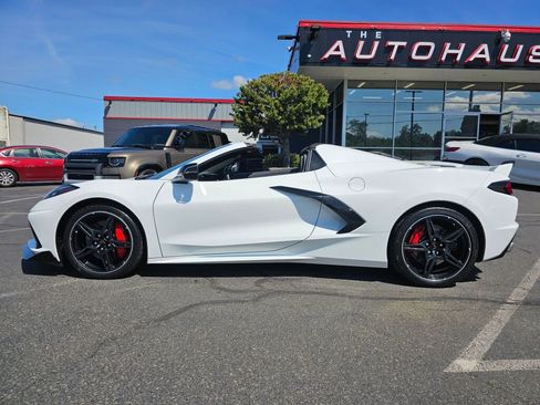 Used 2021 Chevrolet Corvette Stingray Preferred Conv w/ Z51 Performance Package RWD image 2