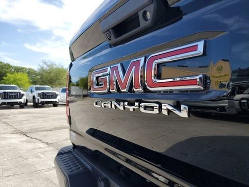 New 2026 GMC Canyon AT4 AWD/4WD image 7