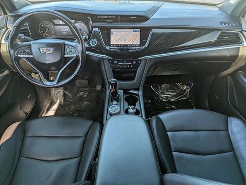 Used 2021 Cadillac XT6 Premium Luxury FWD image 17