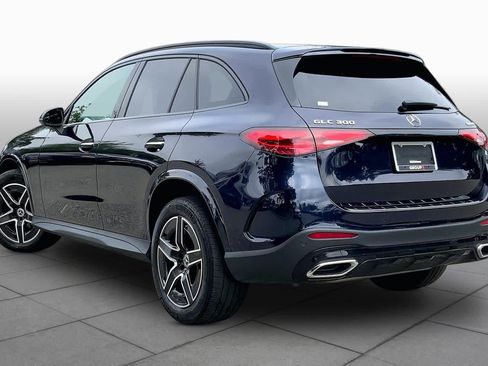 Used 2024 Mercedes-Benz GLC 300 4MATIC image 12