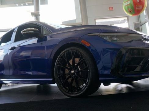 New 2025 Volkswagen Golf R Black Edition image 5