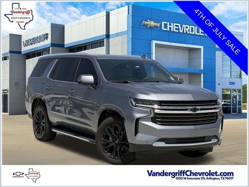 Used 2022 Chevrolet Tahoe LT w/ LT Signature Package RWD image 1