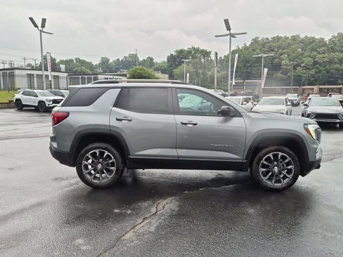 New 2027 GMC Terrain Elevation w/ Elevation Premium Package AWD/4WD image 4