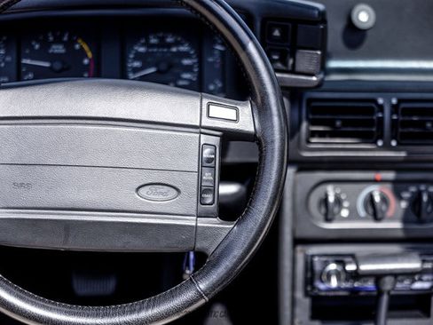 Used 1993 Ford Mustang LX RWD image 63