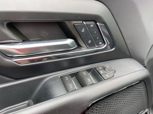 New 2024 Chevrolet Silverado EV RST AWD/4WD image 12