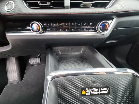 New 2026 Chevrolet Equinox RS w/ Convenience Package III image 23