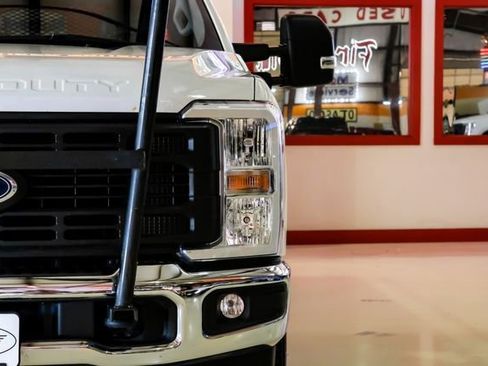 Used 2024 Ford F250 XL w/ XL Chrome Package AWD/4WD image 41